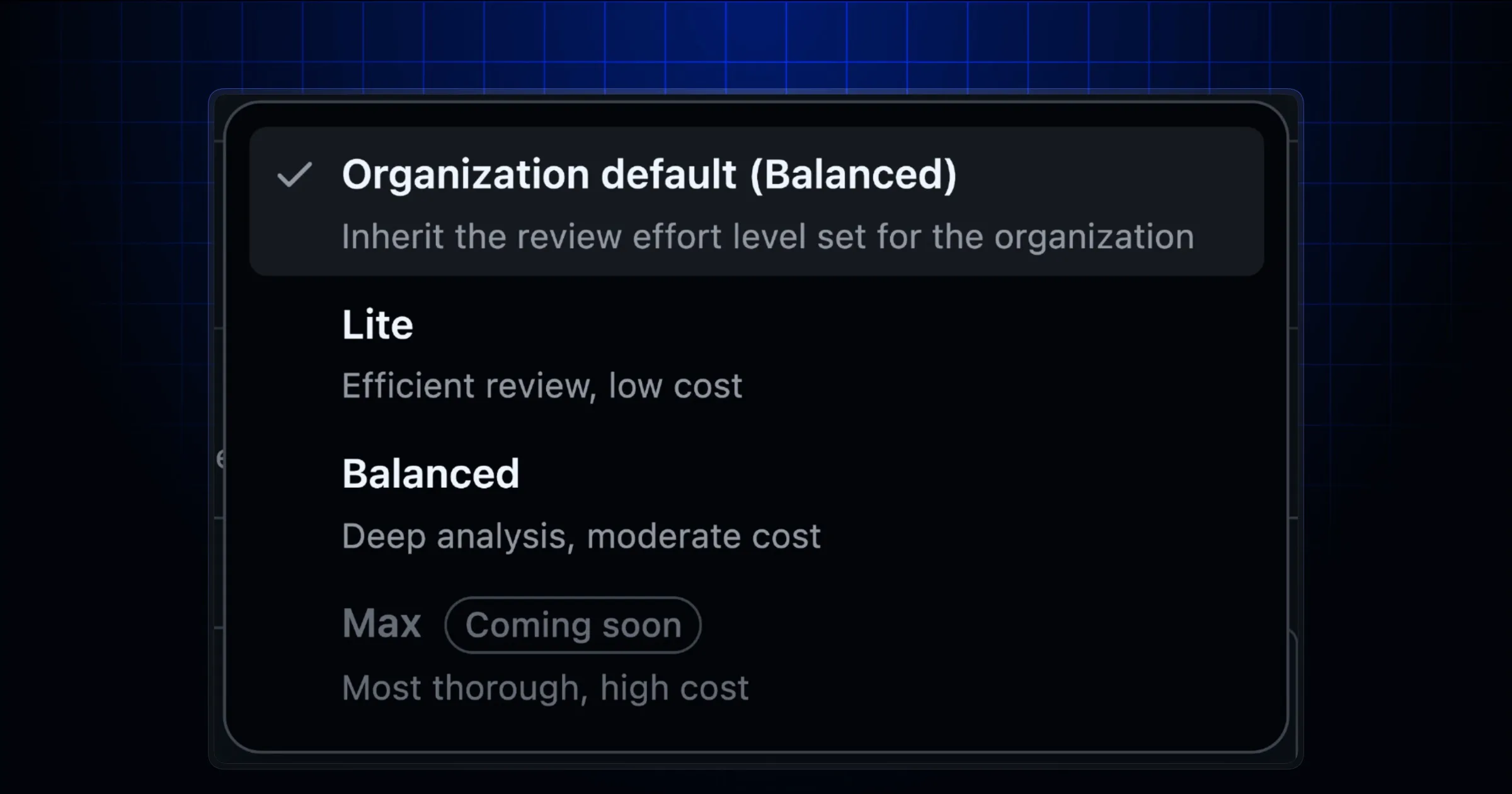 GitHubov snimak menija za nivo temeljnosti pregleda: izabrana je stavka Organization default (Balanced), a ispod nje su Lite, Balanced i Max s oznakom Coming soon.
